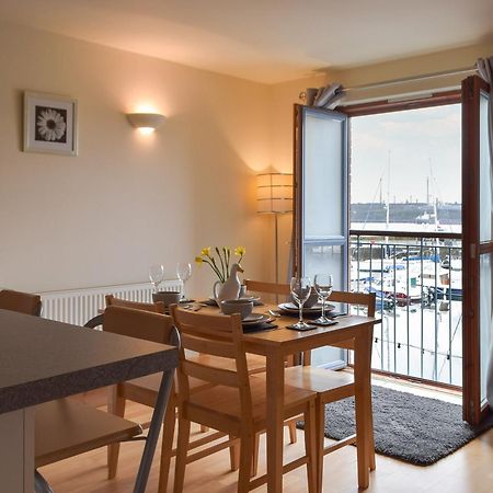 Sovereign House Milford Haven Exterior foto